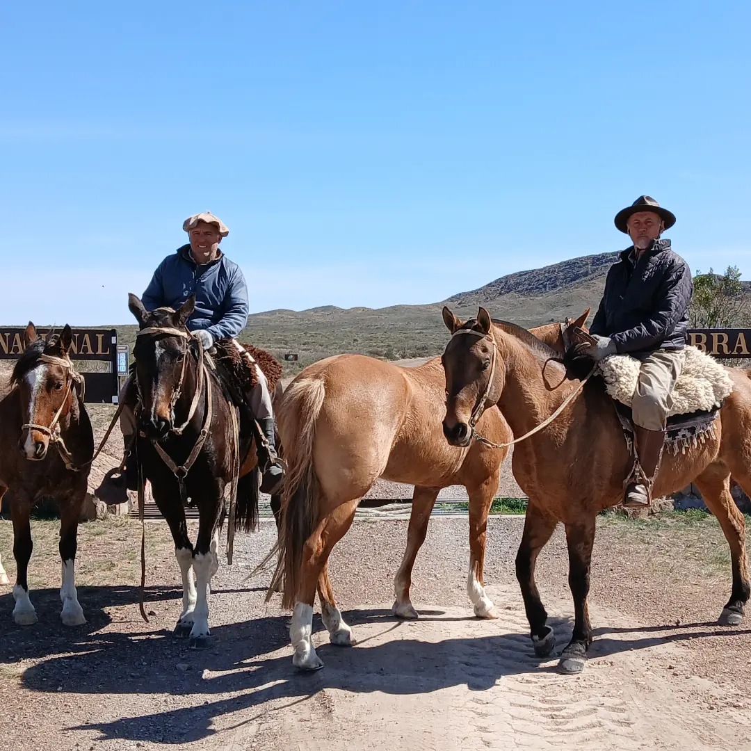 Dos pampeanos cabalgaron por el antiguo recorrido de los ranqueles