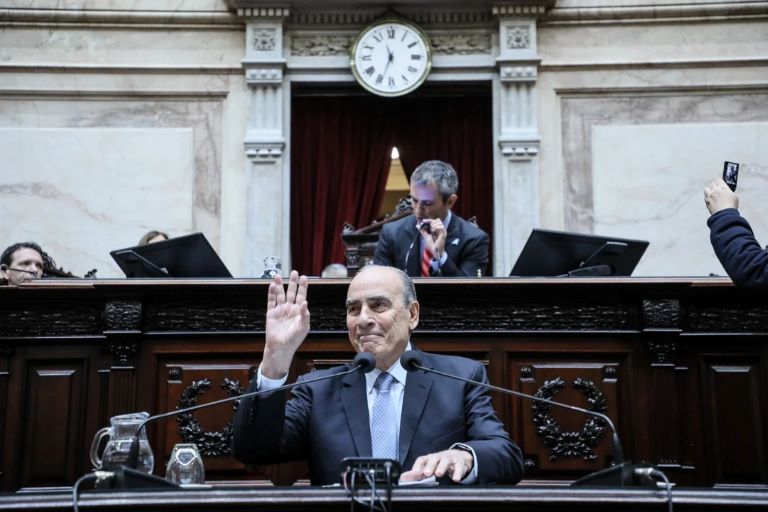 Francos sostuvo que la jubilación mínima subió “9% en términos reales” durante el Gobierno de Milei