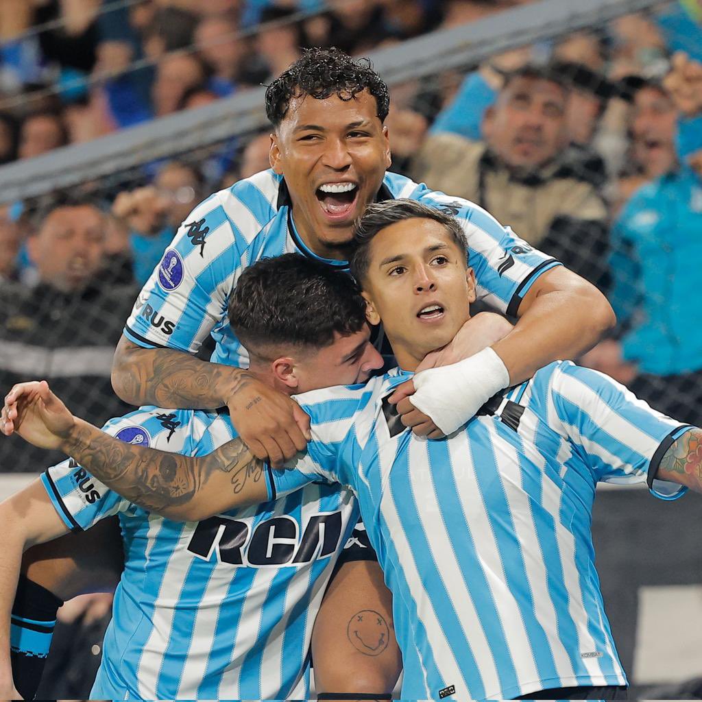 Fútbol: Racing goleó a Paranaense y se metió en semifinales de la Copa Sudamericana