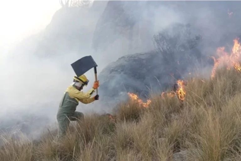 Perú: Suman al menos 15 muertos por incendios forestales