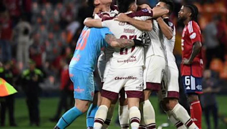 Fútbol: Lanús se hizo fuerte en Colombia y pasó a las semifinales de la Copa Sudamericana en los penales