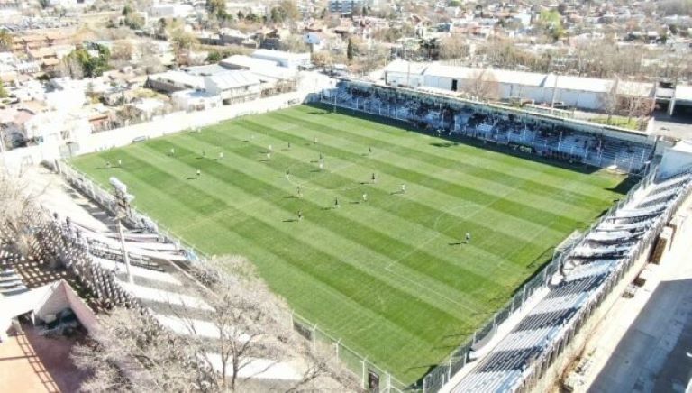 Fútbol: Ferro de Pico visita a Cipolletti en un partido clave para seguir intentando salvarse en el Federal “A”