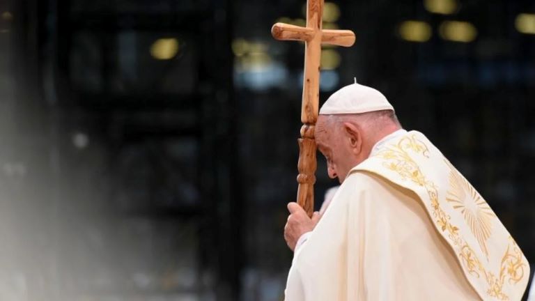 Singapur: El papa Francisco se despidió del país y regresó al Vaticano