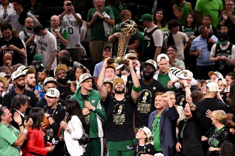 Básquetbol: La inauguración de la temporada 2024/25 de la NBA con campeones y estrellas en acción