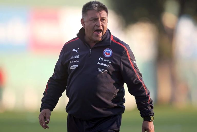 Fútbol: Borghi señaló que el mal momento de la selección de Chile se debe a las Sociedades Anónimas Deportivas