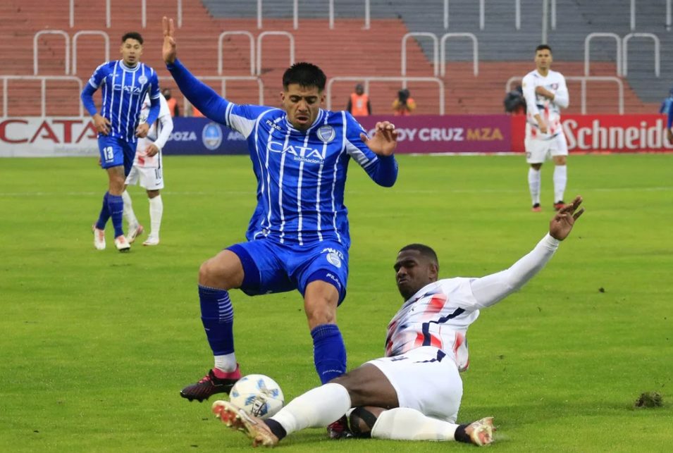 Fútbol: San Lorenzo y Godoy Cruz reanudan el partido suspendido