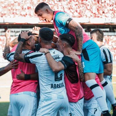 Fútbol: Central Córdoba le ganó un partidazo a Newell’s y lo hundió en la tabla