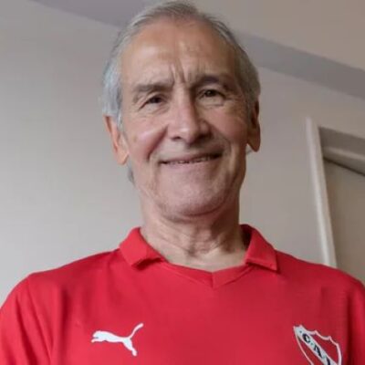 Fútbol de luto: Murió Hugo Villaverde, gloria del Independiente, a los 70 años