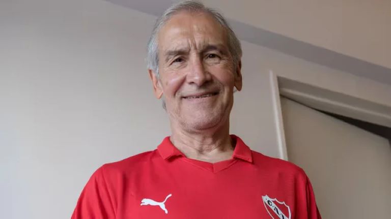 Fútbol de luto: Murió Hugo Villaverde, gloria del Independiente, a los 70 años