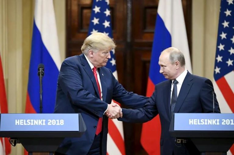 Rusia: El Gobierno no descarta la posibilidad de un contacto entre Putin y Trump antes de la investidura