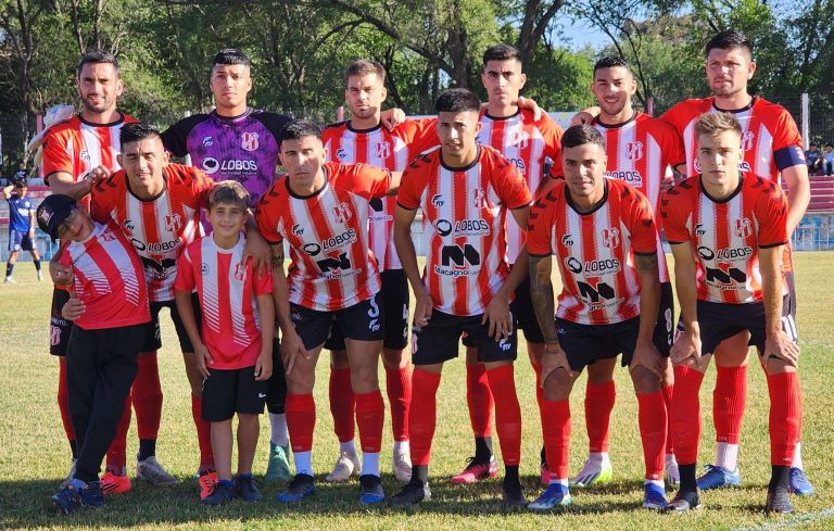 Fútbol: Costa Brava volvió a ganarle a Atlético Villegas y también está en cuartos de final del Regional Federal