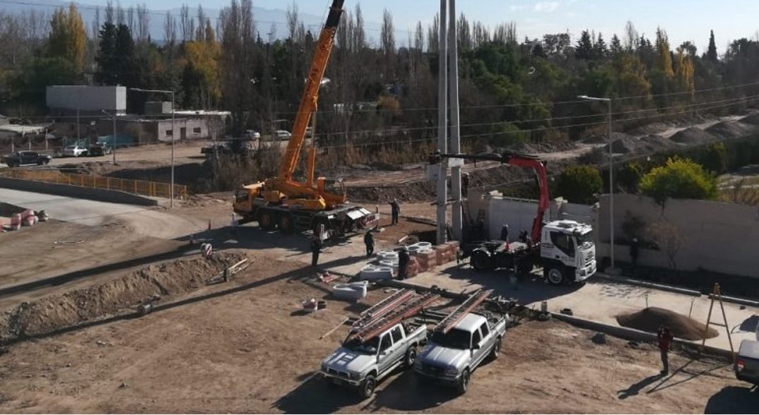 Una crecida del Río Atuel causó destrozos en dos centrales hidroeléctricas