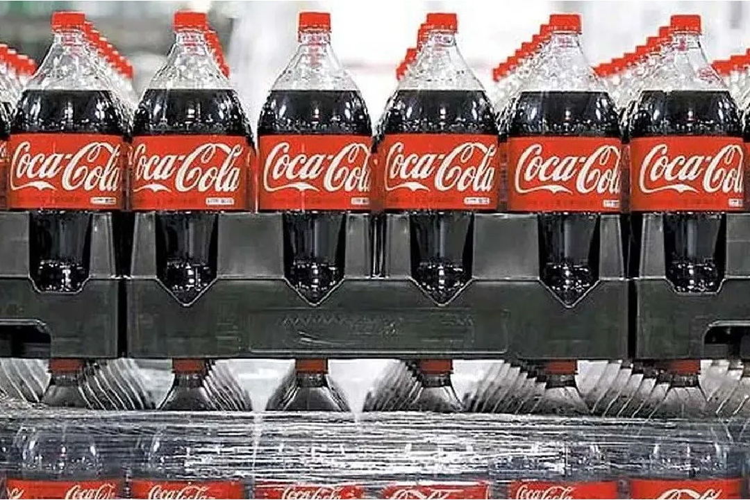 Duro golpe para Coca-Cola: retira productos por exceso de clorato