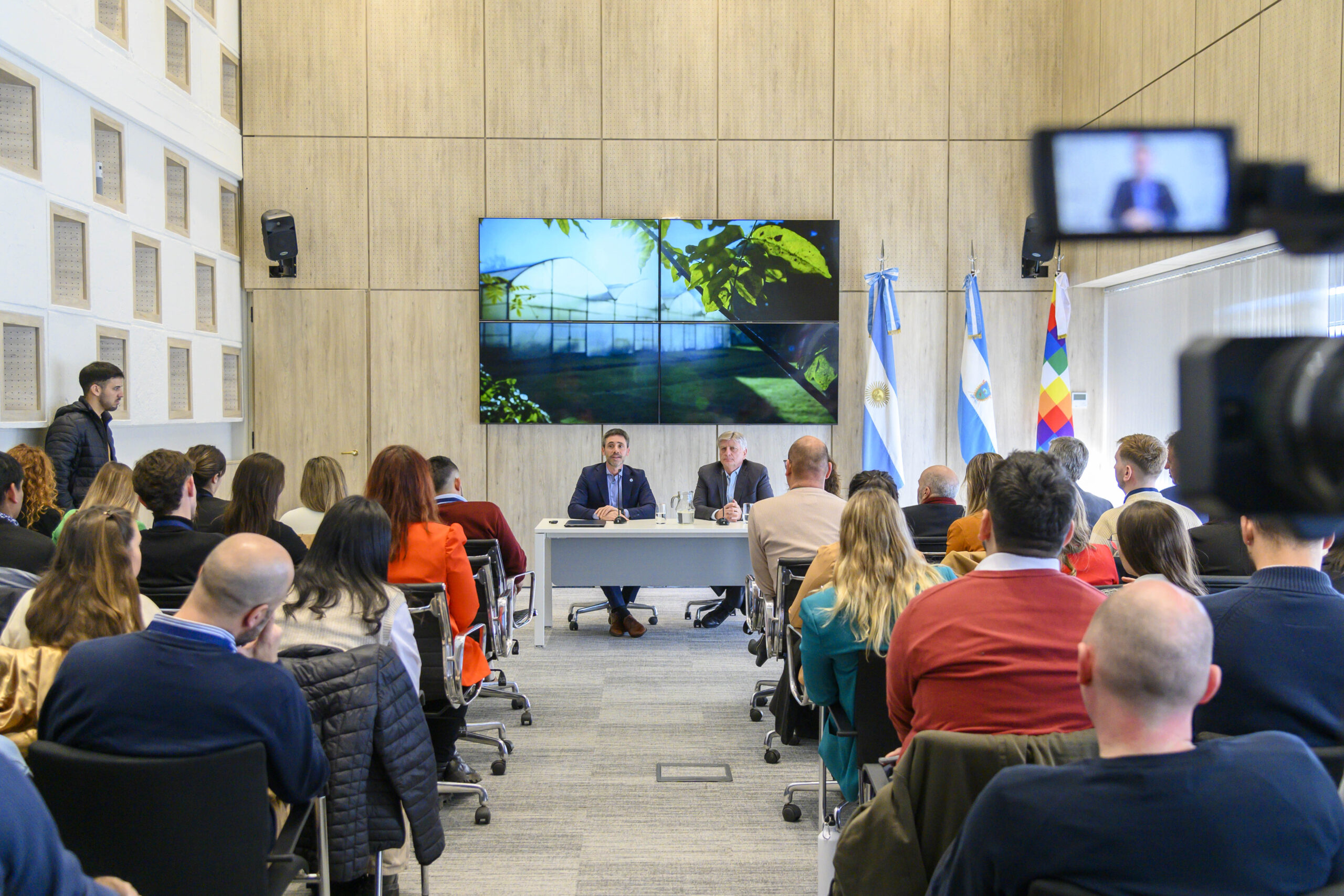 Abren inscripciones a programa de formación para jovenes líderes