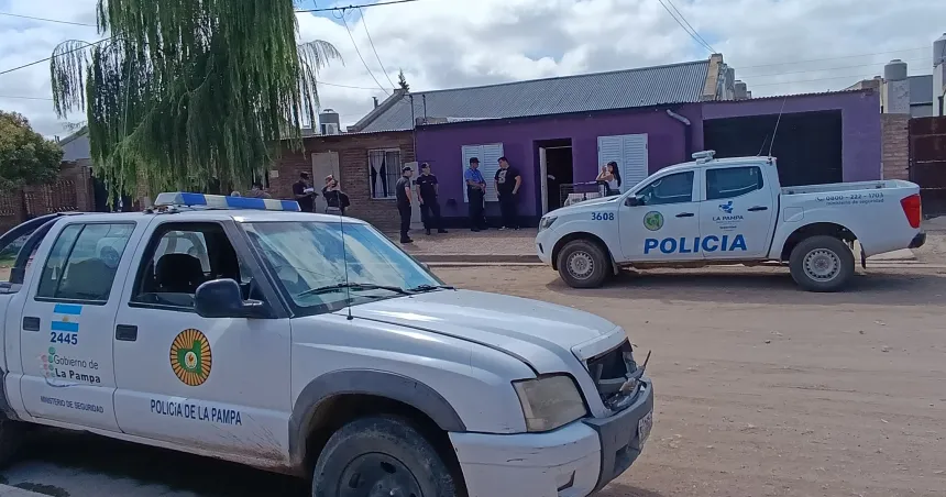 Un joven apuñaló por la espalda a su padre por “una botella de hielo”