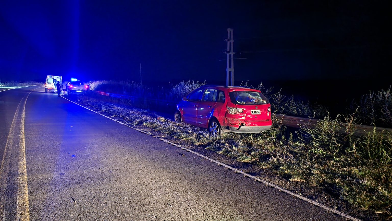 Una mujer resultó herida tras volcar en la “curva de Metileo”