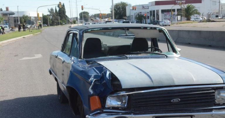 Santa Rosa: La Justicia determinó que el auto que atropelló y mató a la joven iba a alta velocidad y pasó el semáforo en rojo