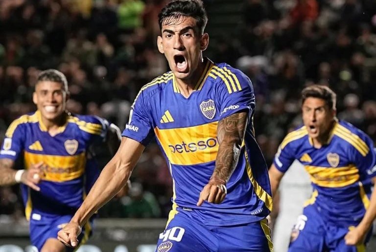 Fútbol: Boca sigue en la lucha tras una victoria agónica ante Banfield