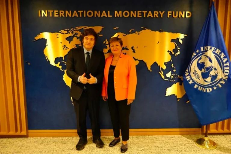 Buscando avanzar en un nuevo acuerdo con el FMI, Milei se reunió con Kristalina Georgieva en Washington