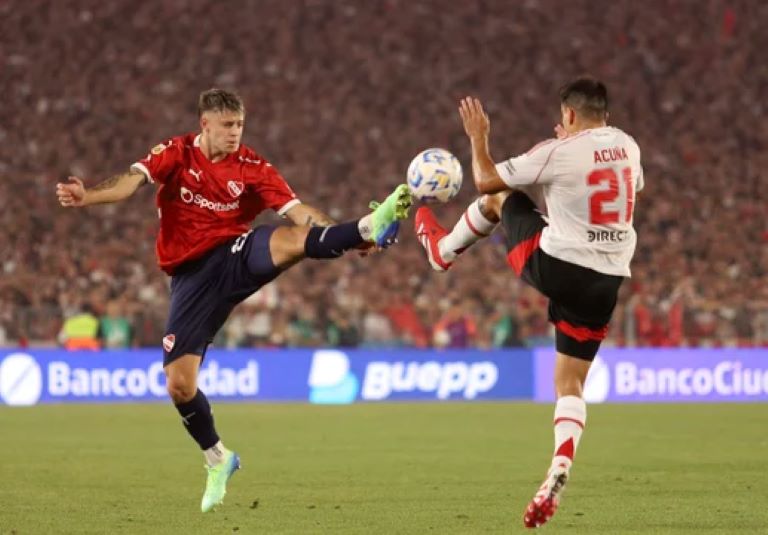 Fútbol: Con Colidio como estrella, River le ganó a Independiente y se llevó un gran triunfo ante su gente