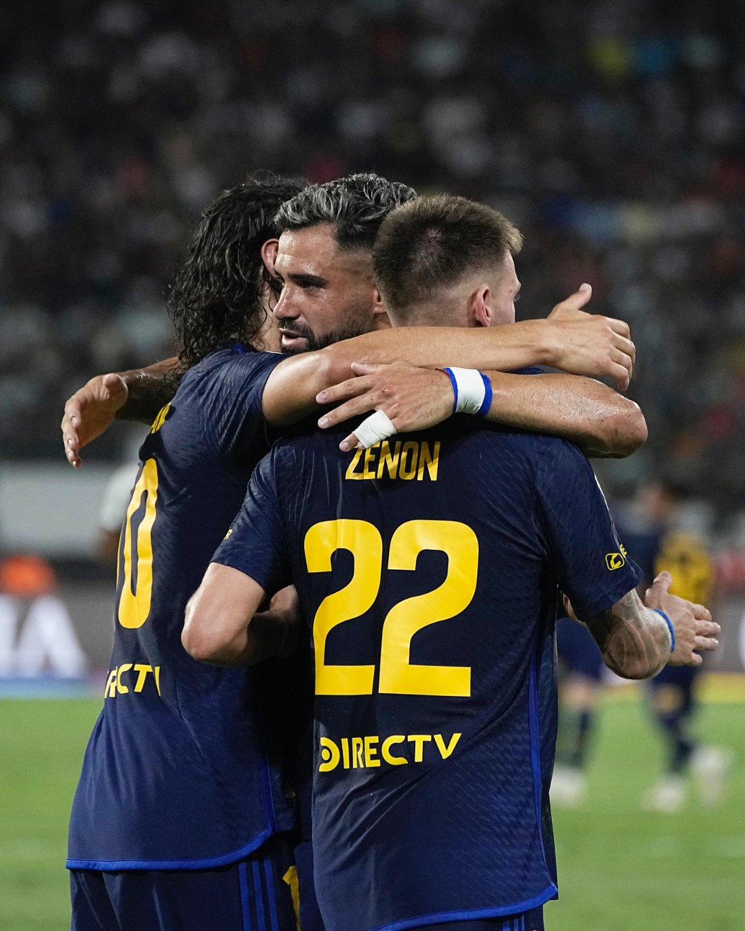 Fútbol: Boca goleó a Central Córdoba y alcanzó la cuarta victoria consecutiva en el torneo local