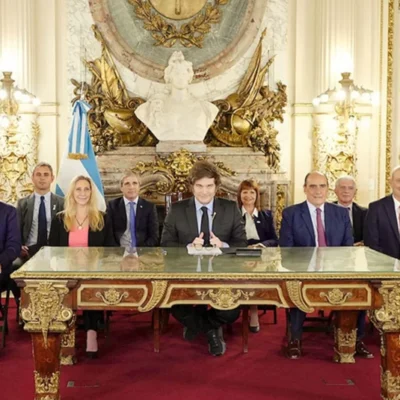 Nación recortó Educación, gasto social y subsidios para pagar deuda
