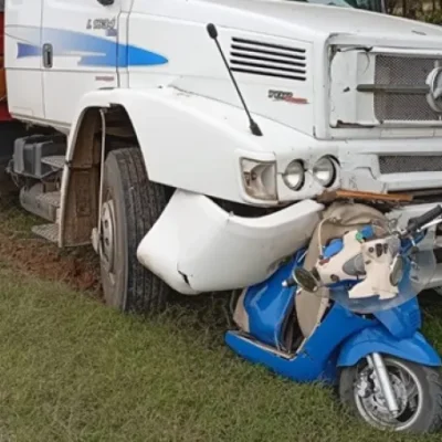 Dos motociclistas muertos al ser embestidos por un camión entre Arata y Caleufú
