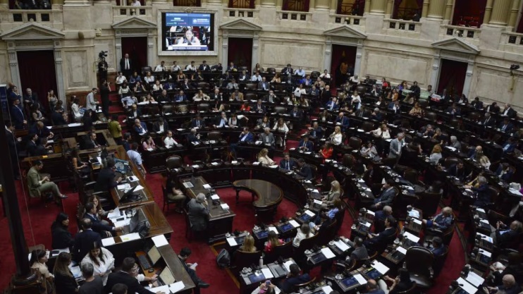 Diputados: la oposición no consiguió quórum y se cayó la sesión por el aumento de las jubilaciones