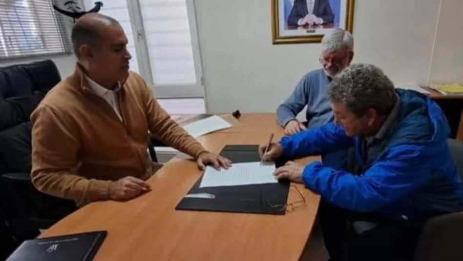 25 de Mayo: el EPRC entregó la escritura a un emprendimiento hotelero