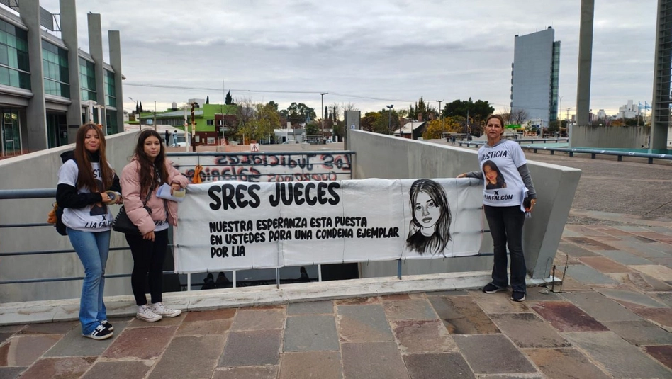 “No fue un siniestro, fue un crimen”: reclamo por justicia a cuatro meses de la muerte de Lía Falcón