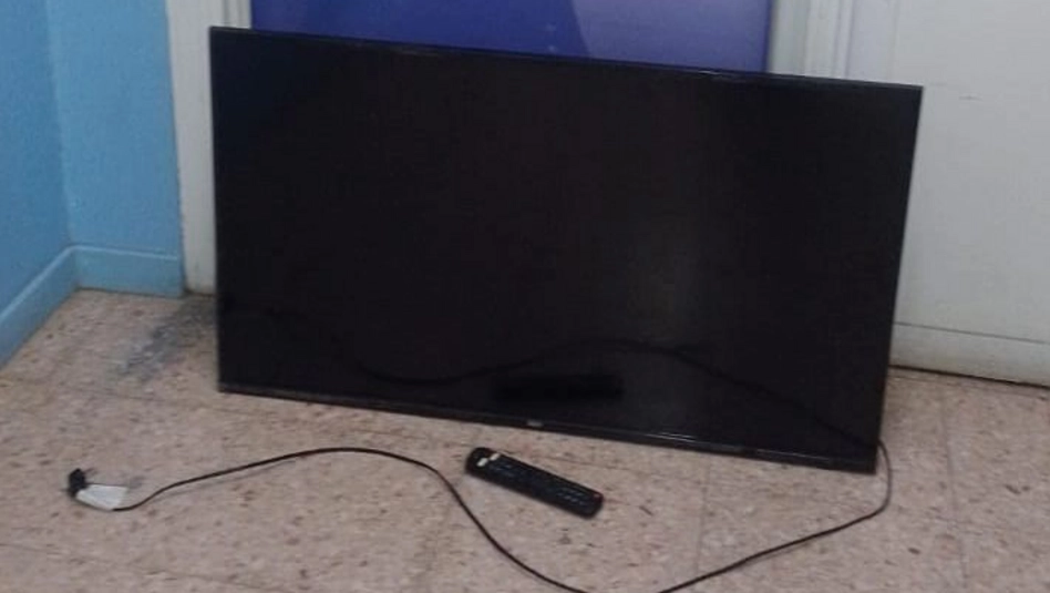 Investigan a un hombre por robarle un televisor a su ex pareja y venderlo