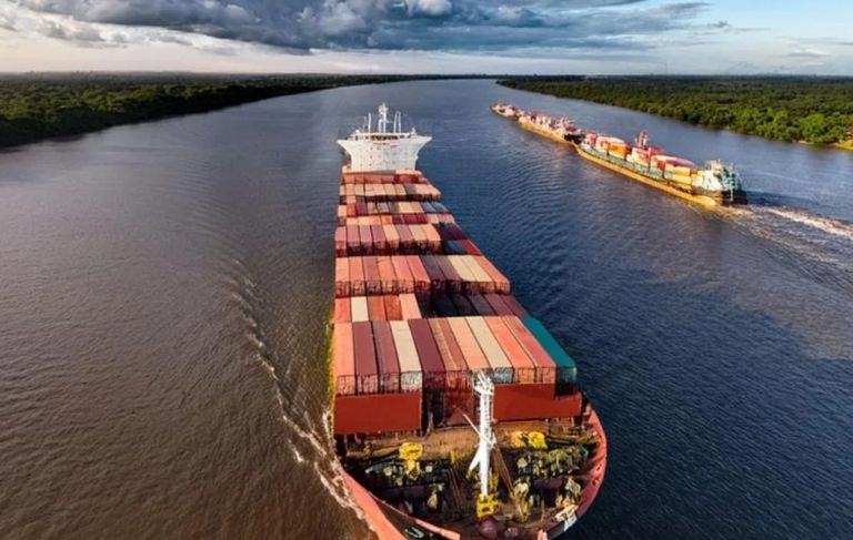 El Gobierno desreguló el mercado de cabotaje marítimo para recuperar competitividad y sanear al sector