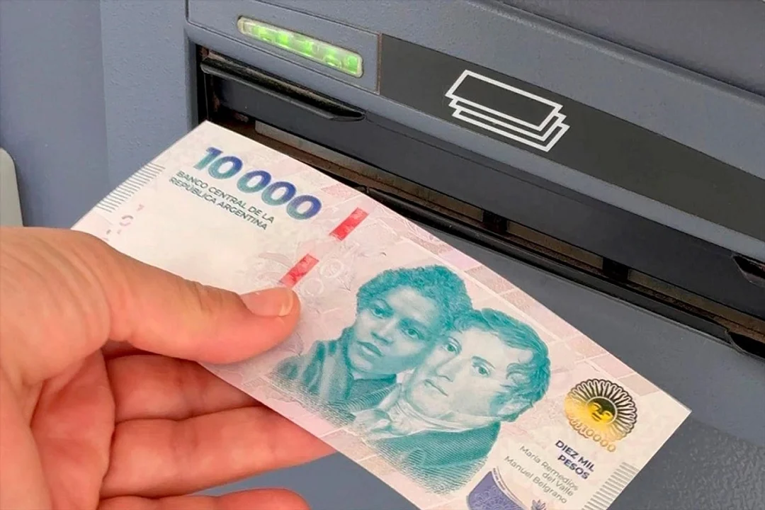 Bancos anunciaron nuevos límites para retiros en efectivo en cajeros automáticos