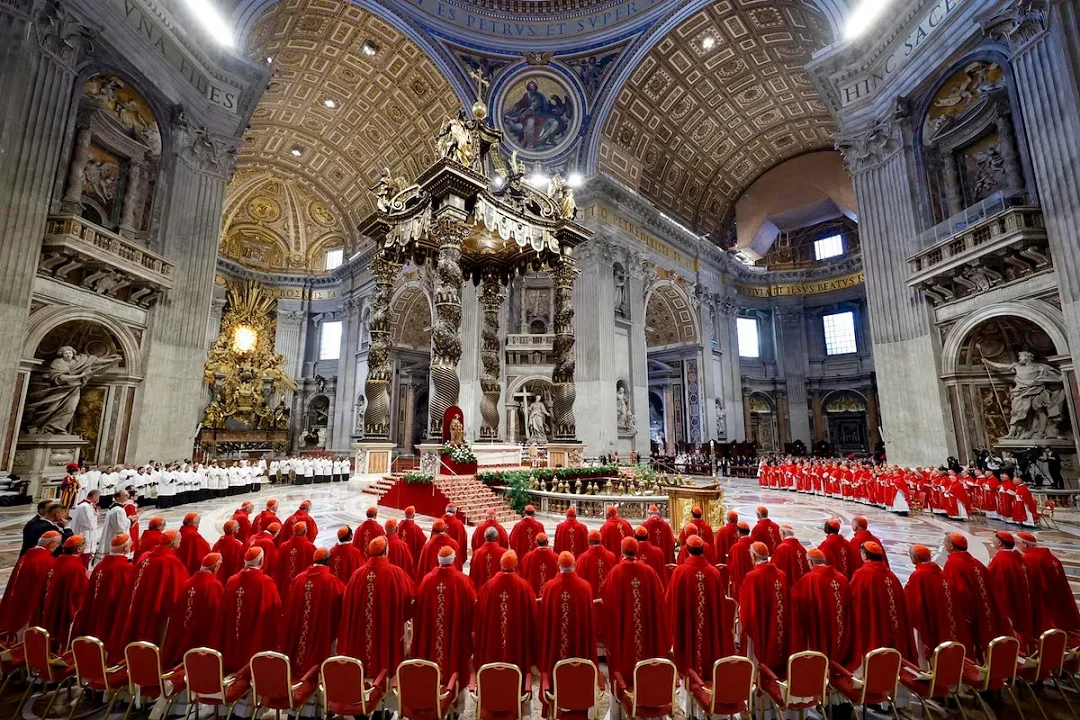 Vaticano: empieza el proceso para elegir al sucesor de Francisco con fuerte presencia latinoamericana