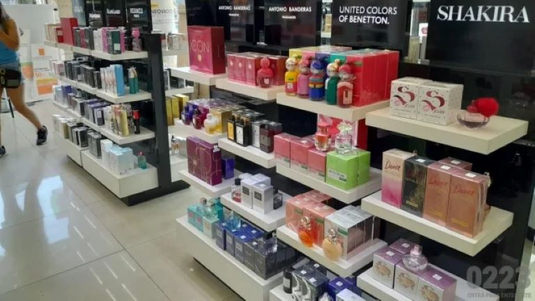 El Gobierno elimina el control de la ANMAT en la importación de cosméticos y productos de higiene personal