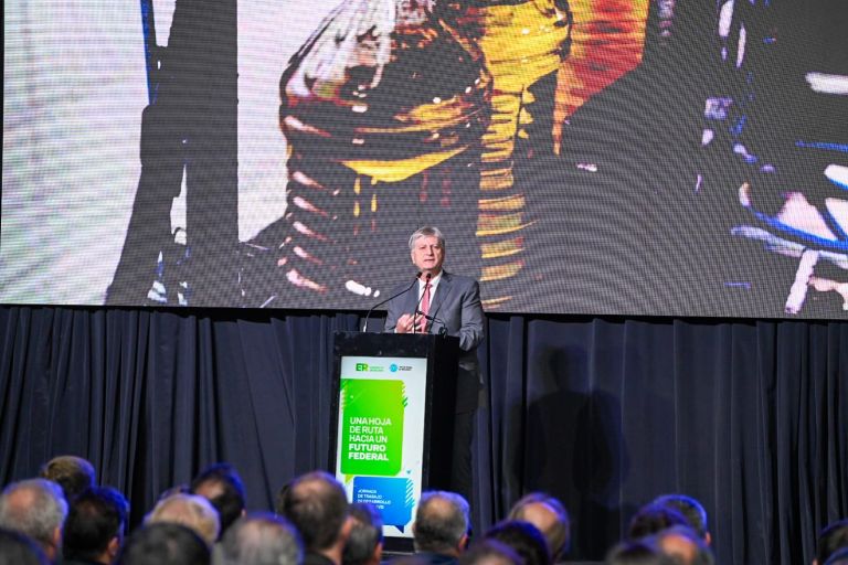 El gobernador Ziliotto participa en Entre Ríos del encuentro de gobernadores “Una hoja de ruta hacia un futuro federal”