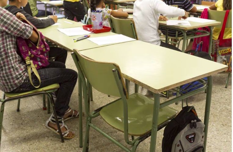 Escolarización: el STJ revocó una sentencia del TIP y absolvió a dos padres