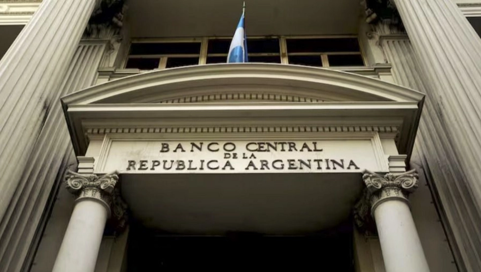 Las empresas giran dólares al exterior y cae la inversión extranjera