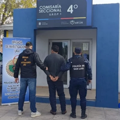 Millonario robo de soja en Embajador Martini: un chofer detenido y dos prófugos riojanos