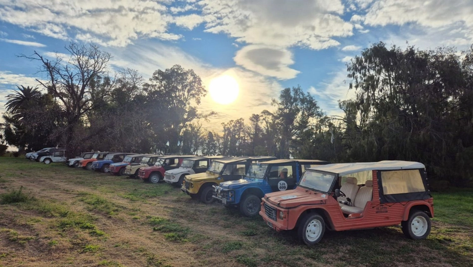 Encuentro nacional del Club Mehari en General Pico por su 20° aniversario