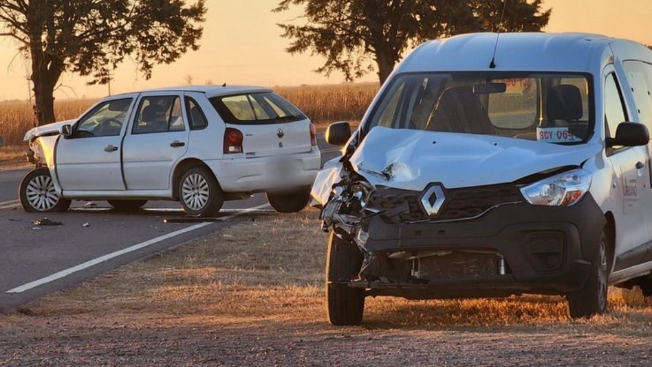 Intentó evadir un control con un auto robado y chocó cerca de Speluzzi