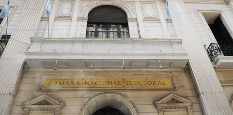 La Cámara Nacional Electoral fue notificada de la inhabilitación de Cristina Kirchner para ejercer cargos