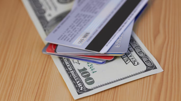 Dólar oficial y dólar tarjeta: banco por banco, a cuánto cotizaron este lunes 23 de junio