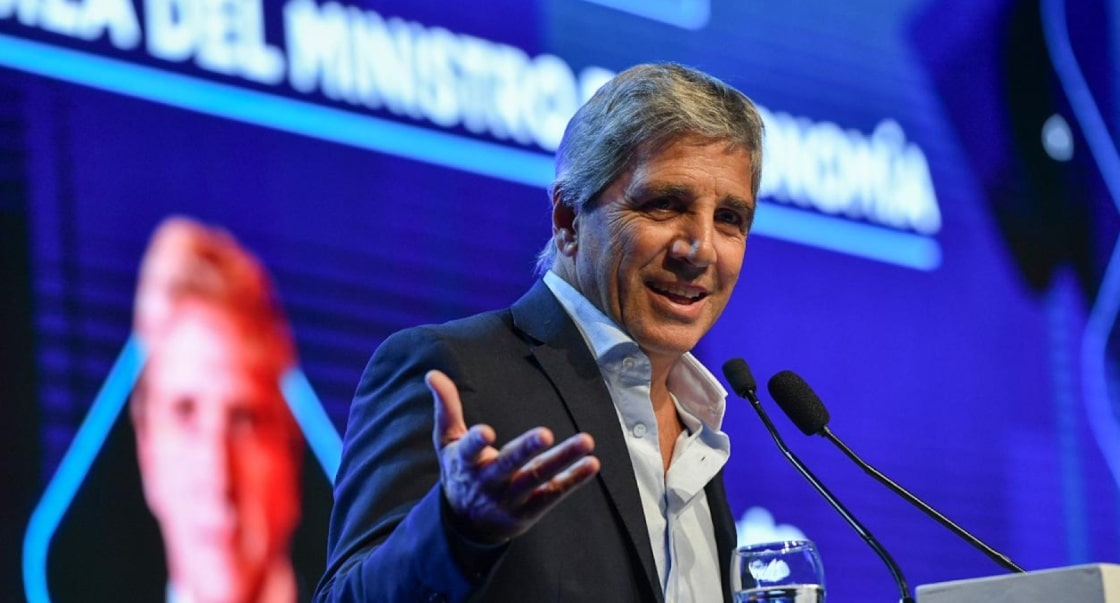 Luis Caputo justificó el déficit externo: “Es absolutamente razonable y hasta sano”
