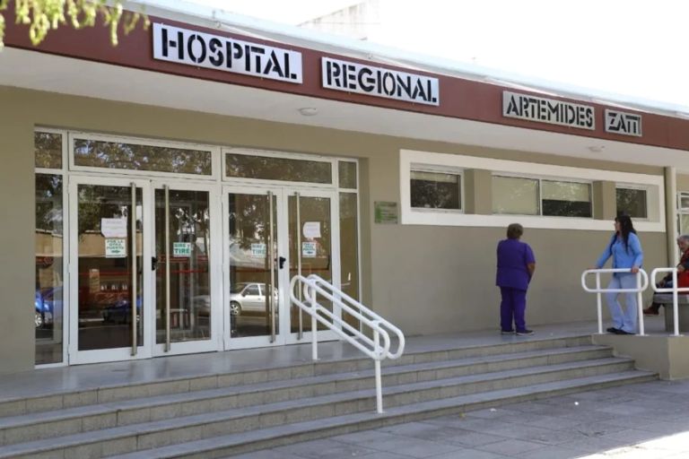 Río Negro: incendio en el hospital de Viedma provocó evacuados y falta de atención médica