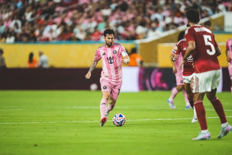 Fútbol: con un golazo de Messi, Inter Miami le ganó al Porto y dio un gran paso para clasificar