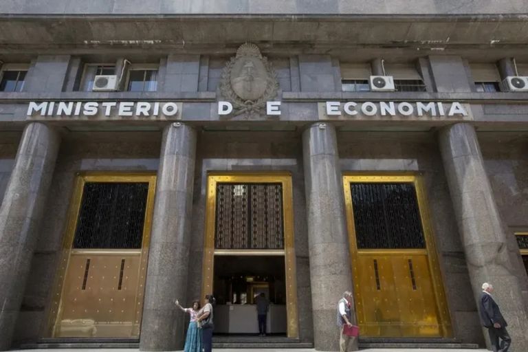 La deuda pública bruta de Argentina alcanzó a US$ 461.019 millones en mayo de 2025