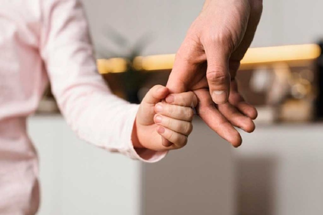 Convocan para adoptar a una niña de seis años