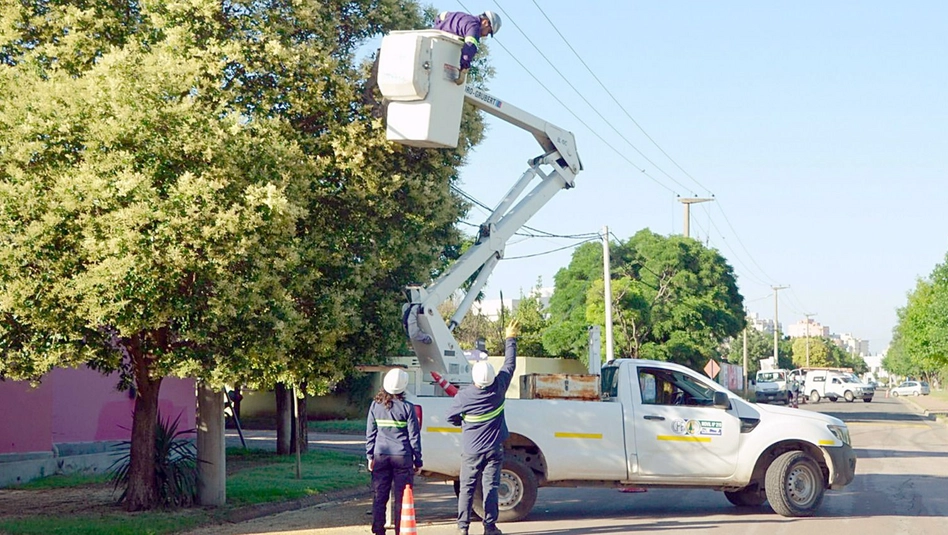 Dos barrios de Santa Rosa pasaron la madrugada más fría del año sin luz