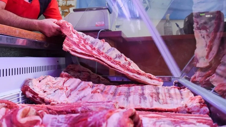 Frigoríficos pampeanos comienzan a enviar asado al sur tras la flexibilización sanitaria